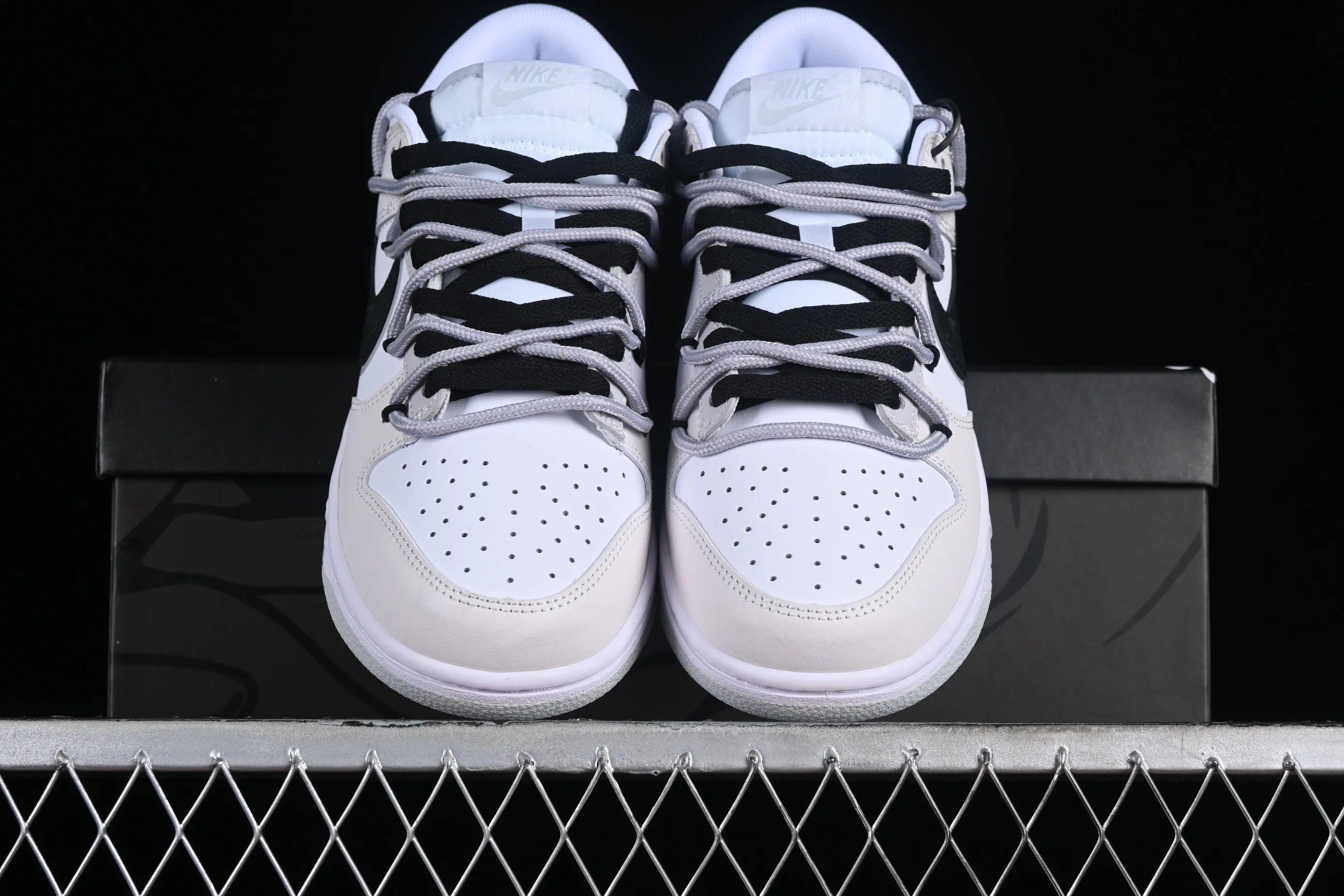 All Categories Nk SB Dunk Series Nk SB Dunk Low Low-top sneakers Nk Dunk Low New Chinese style Chinese style asparagus gray camouflage Gray SB strap low-top casual sneakers DV0831-101